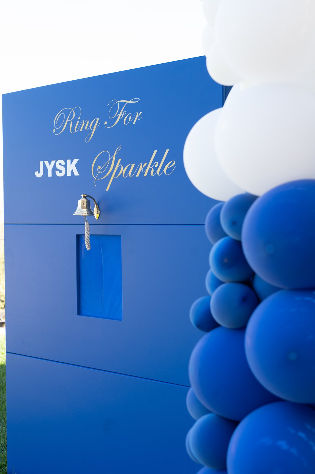 Balon dekorasyonlu Champagne Ring alanı